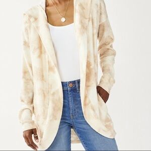 NWT- Junior’s SO Hacci Hooded Cardigan , Cream Tie Dye- Small-lightweight